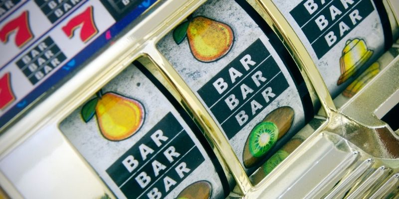 Lý do nên chơi LuckyLand Slots tại nền tảng uy tín
